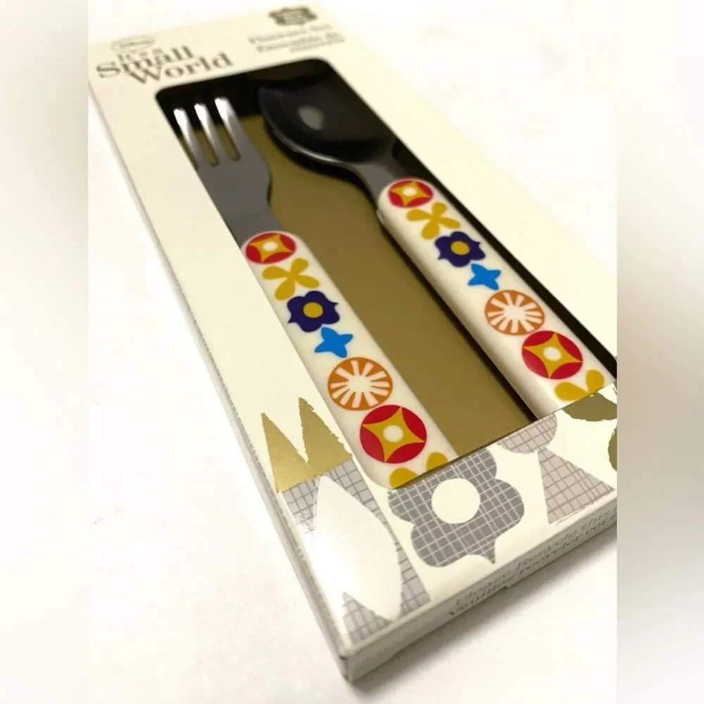 Disney “It’s a Small World” Children’s Flatware Set | Kids Dining Utensils - Picture 4 of 5